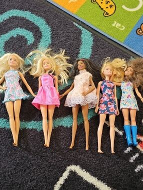 Set Of 5 Barbies - Classic Fashion Dolls - Assorted Pink, Blue, Floral Dresses